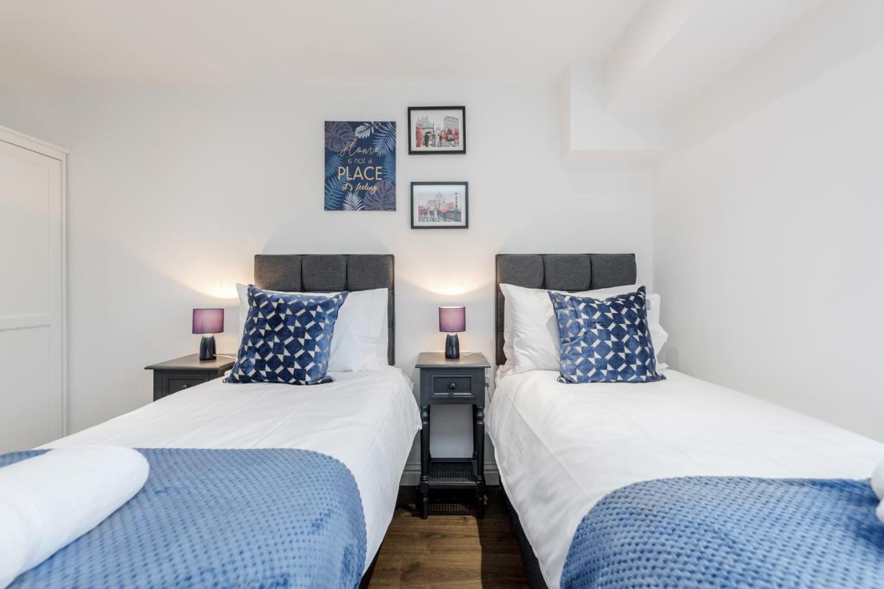 Watford Town Centre, Serviced One Bed Flat With Choice Of King Or Twin Beds, Sleeps Up To 4 Sharing, Free Wifi And Free Movies Лондон Экстерьер фото